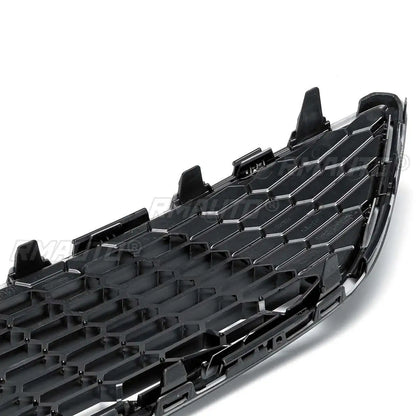 Honeycomb Front Center Grille for Ford Focus MK3 ST-Line (2015–2017)